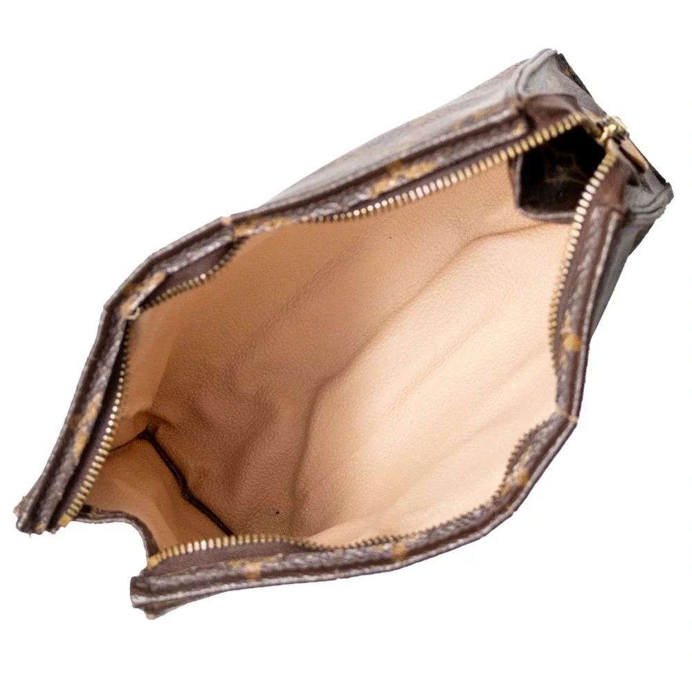 Louis Vuitton auth louis